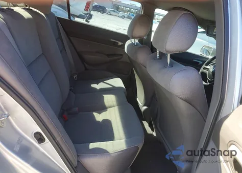 2008 Honda Civic Lx z USA, uszkodzony, nr VIN 2HGFA16588H355569